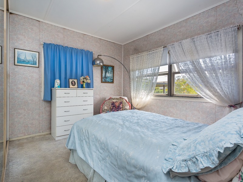 15 COPSON ST, Clontarf QLD 4019