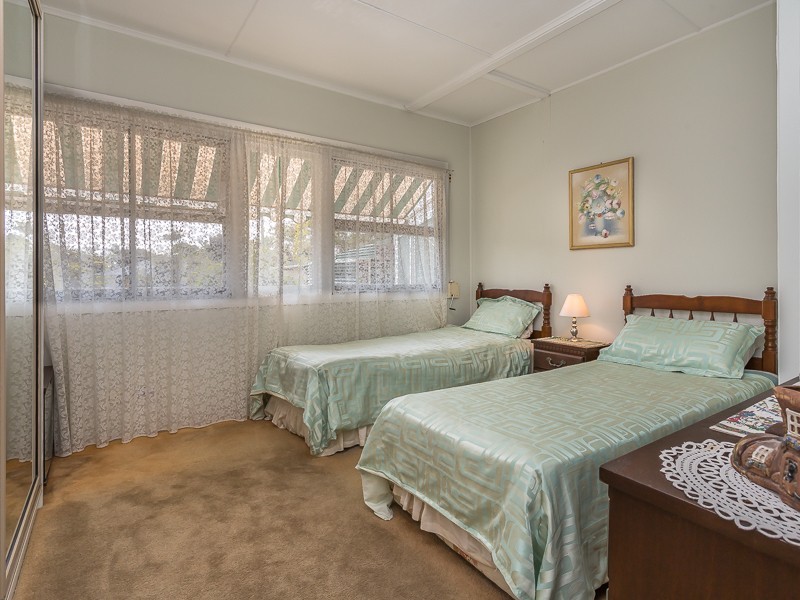 15 COPSON ST, Clontarf QLD 4019
