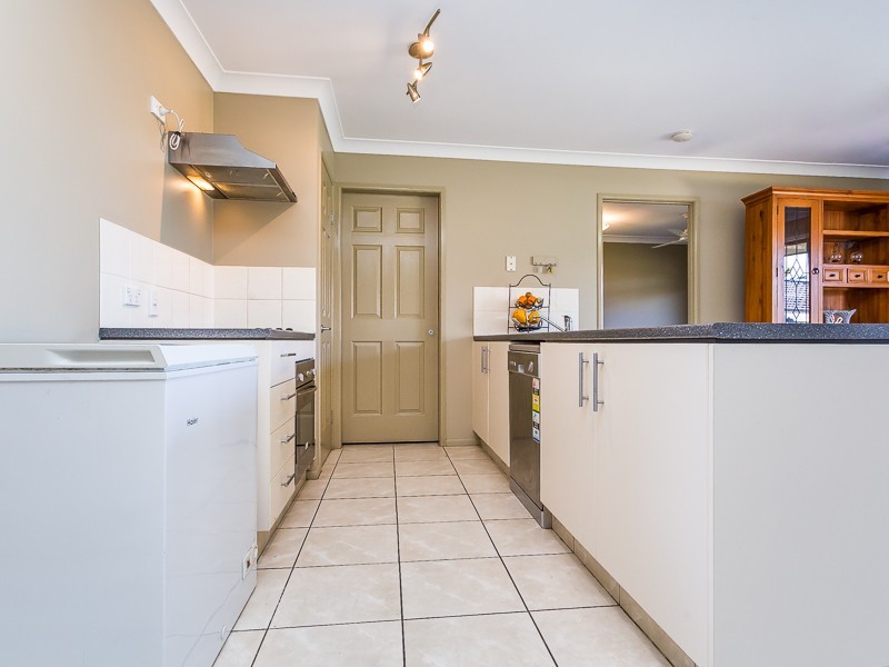 7B OTTER COURT, Rothwell QLD 4022