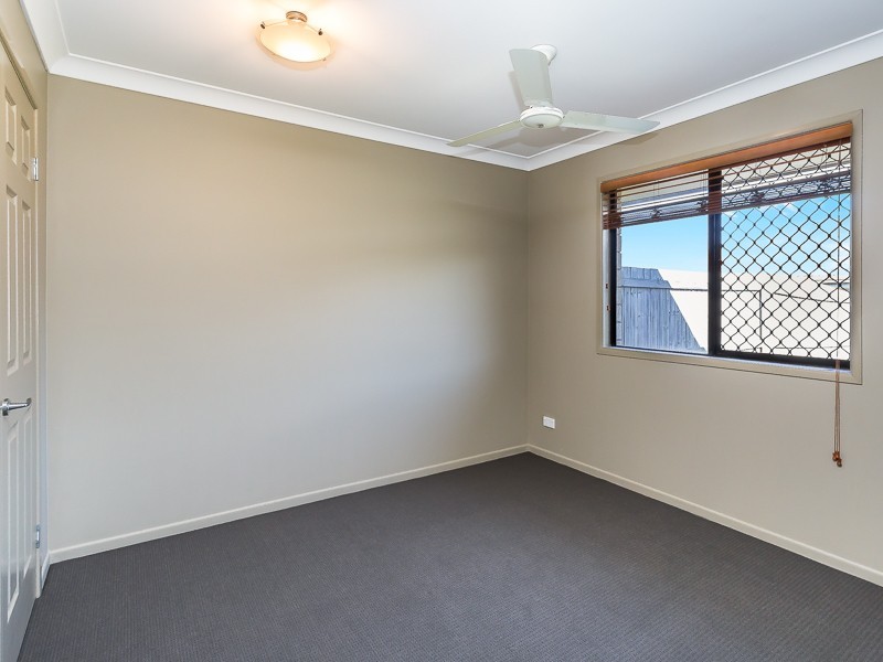 7B OTTER COURT, Rothwell QLD 4022