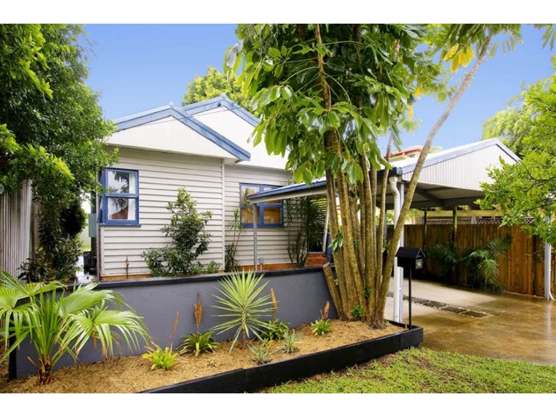 14  PEARL STREET, Scarborough QLD 4020