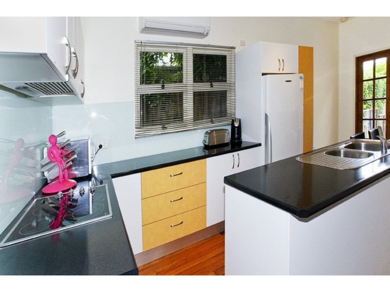 14  PEARL STREET, Scarborough QLD 4020