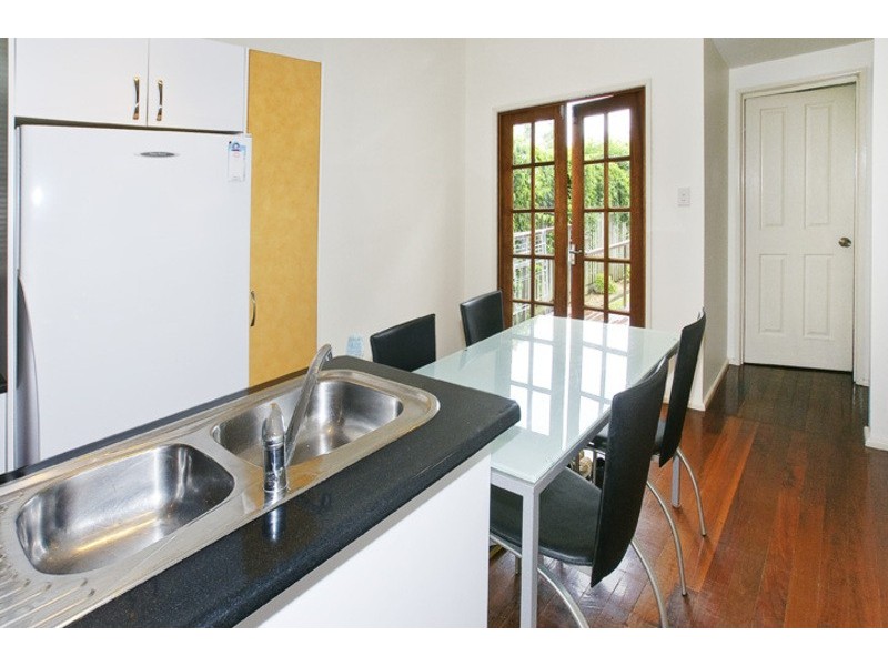 14  PEARL STREET, Scarborough QLD 4020