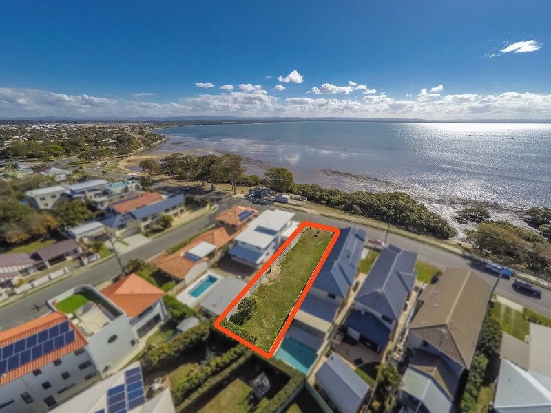 52 OYSTER POINT ESPLANADE, Scarborough QLD 4020