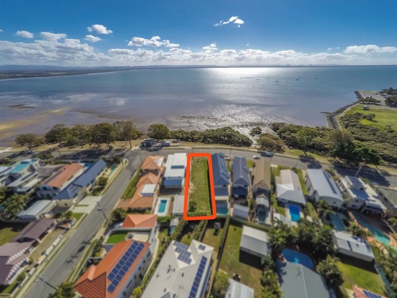 52 OYSTER POINT ESPLANADE, Scarborough QLD 4020