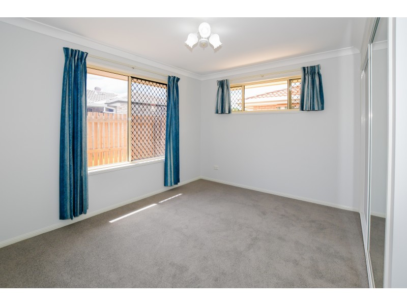 77/2 WATTLE ROAD, Rothwell QLD 4022