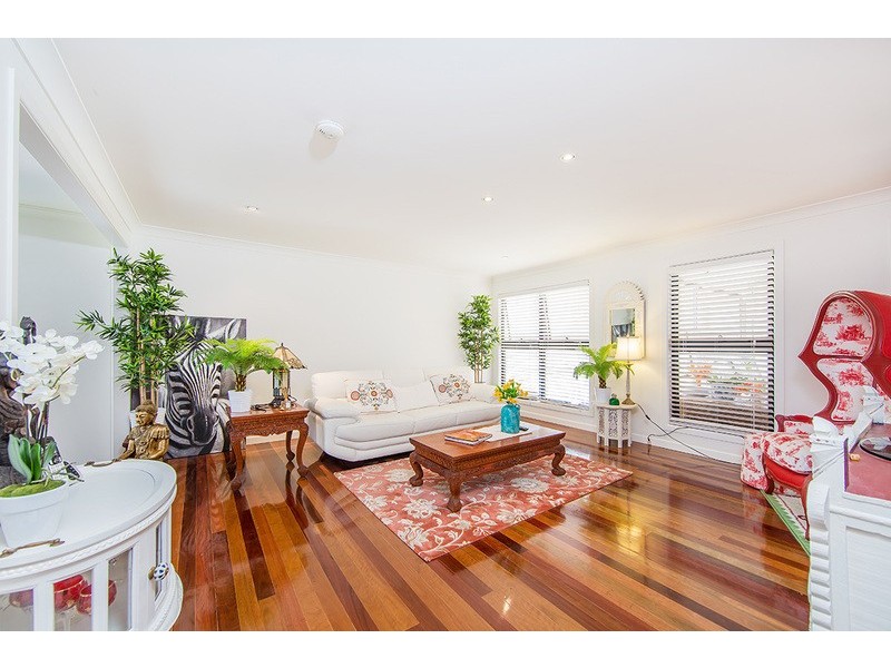 42 CENTRAL AVENUE, Scarborough QLD 4020