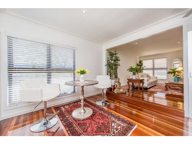 42 CENTRAL AVENUE, Scarborough QLD 4020