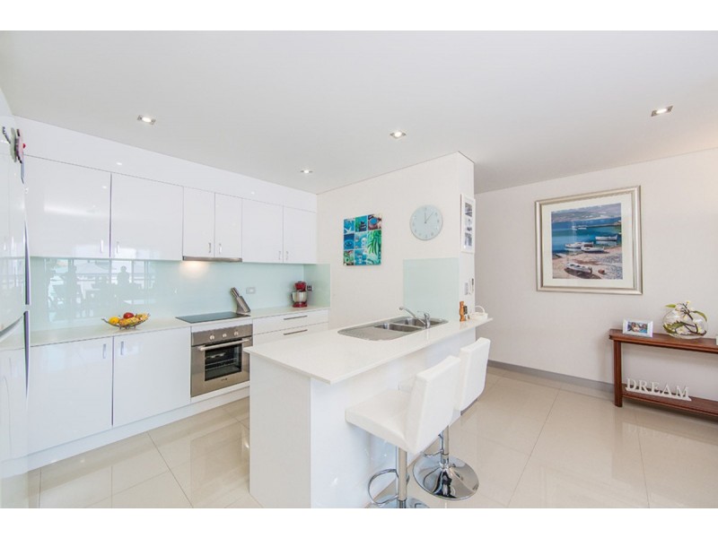 40/17 MARINE PDE, Redcliffe QLD 4020