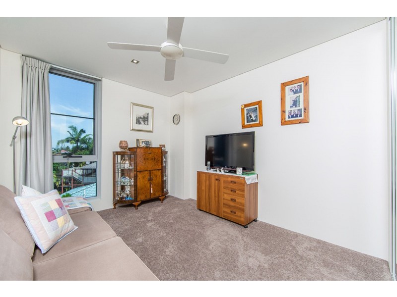 40/17 MARINE PDE, Redcliffe QLD 4020