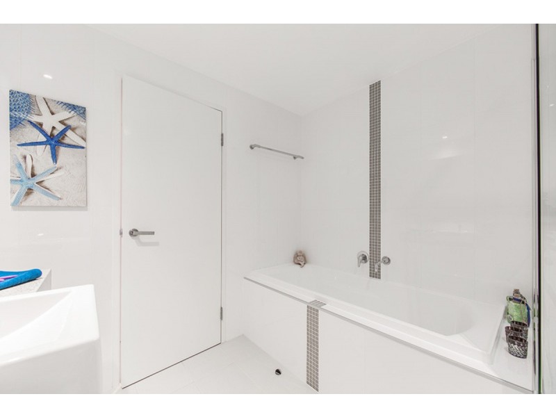 40/17 MARINE PDE, Redcliffe QLD 4020