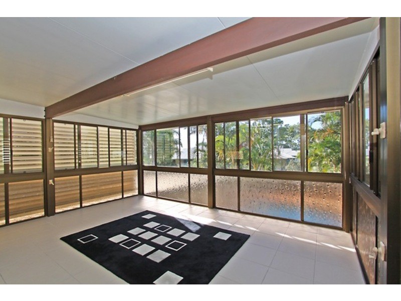 30 LA SALLE DRIVE, Newport QLD 4020