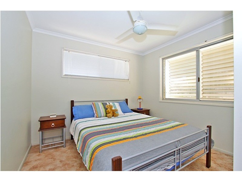 30 LA SALLE DRIVE, Newport QLD 4020