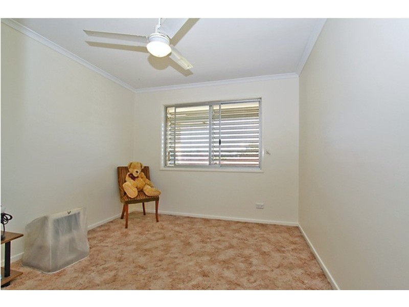 30 LA SALLE DRIVE, Newport QLD 4020