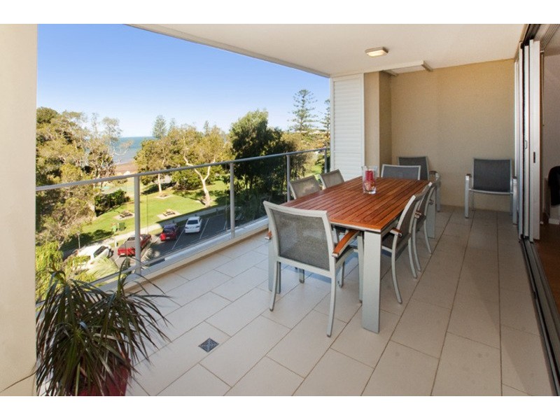 10/65 LANDSBOROUGH AVENUE, Scarborough QLD 4020