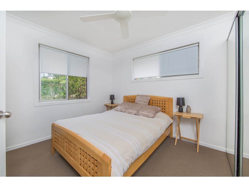 106  KING ST, Woody Point QLD 4019