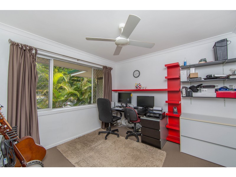 106  KING ST, Woody Point QLD 4019