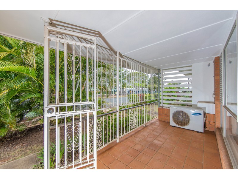 106  KING ST, Woody Point QLD 4019