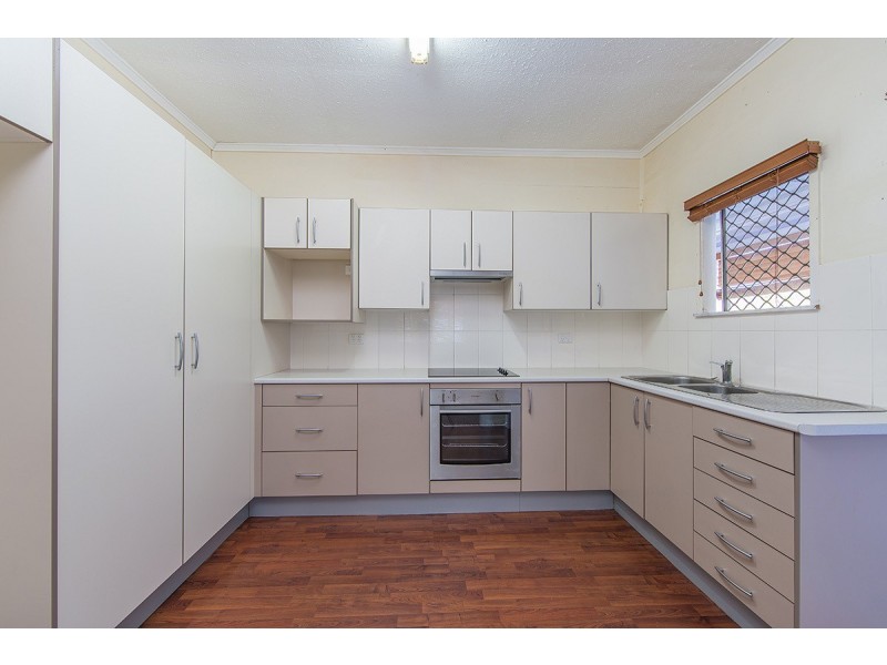 78 VICTORIA AVE, Woody Point QLD 4019