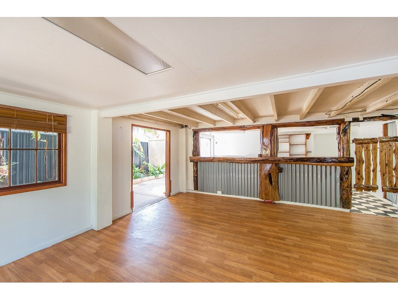 78 VICTORIA AVE, Woody Point QLD 4019