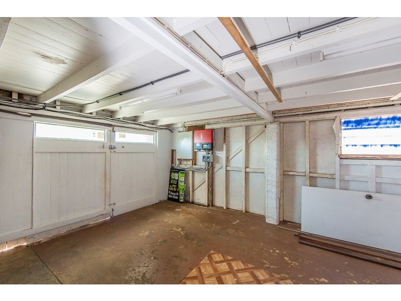 78 VICTORIA AVE, Woody Point QLD 4019