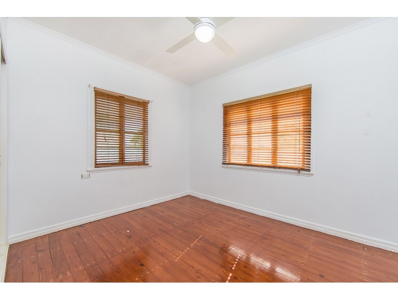 78 VICTORIA AVE, Woody Point QLD 4019