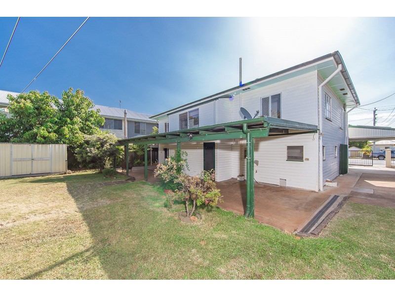 78 VICTORIA AVE, Woody Point QLD 4019