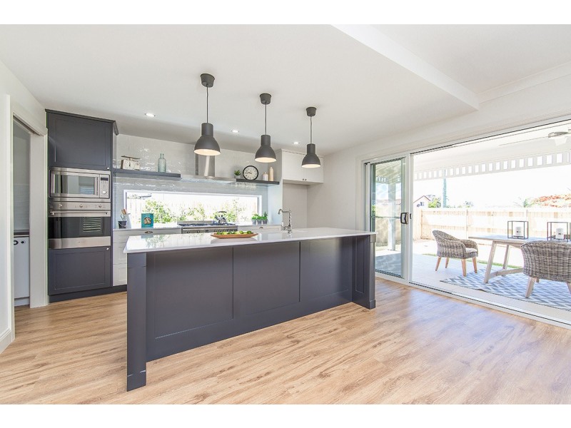 3 BRADLEY RD, Clontarf QLD 4019