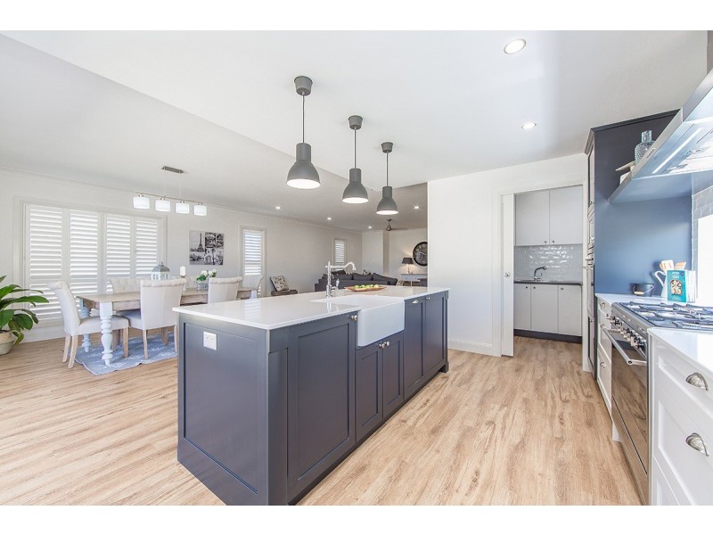 3 BRADLEY RD, Clontarf QLD 4019