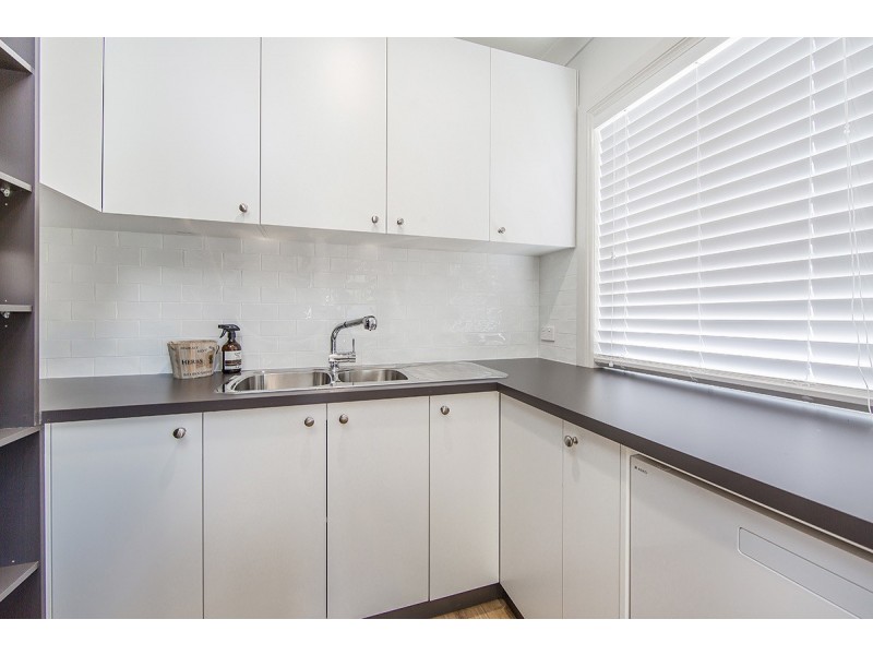 3 BRADLEY RD, Clontarf QLD 4019