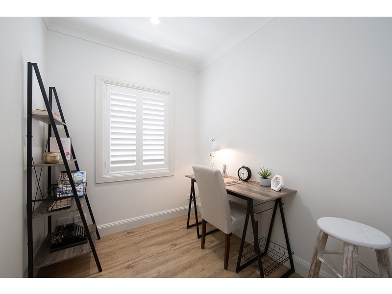 3 BRADLEY RD, Clontarf QLD 4019