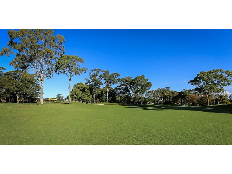 3 BRADLEY RD, Clontarf QLD 4019