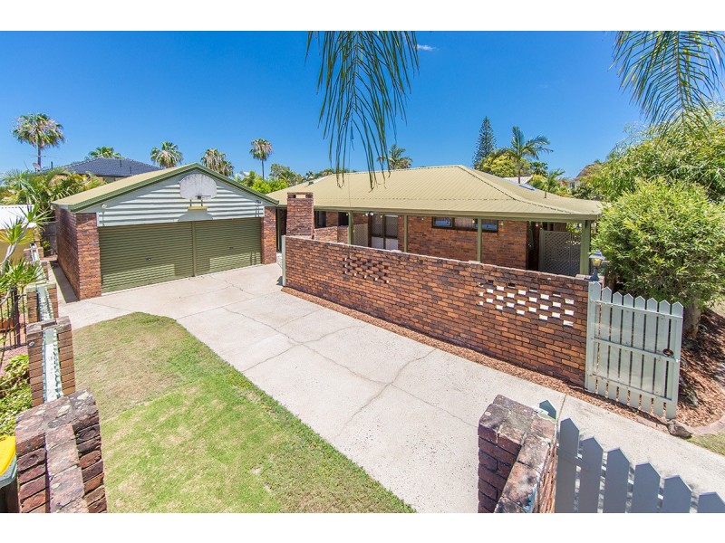 19 VISTA CRT, Newport QLD 4020