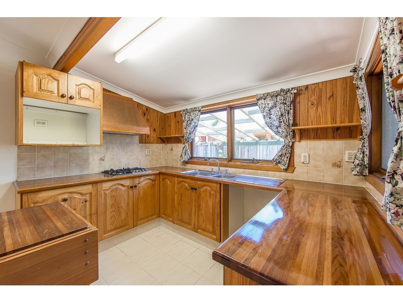 19 VISTA CRT, Newport QLD 4020