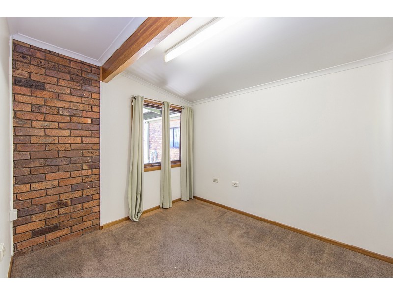 19 VISTA CRT, Newport QLD 4020