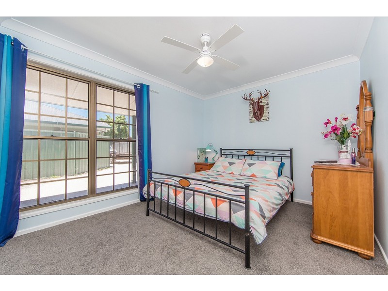 28A RAINTREE ST, Kippa-ring QLD 4021