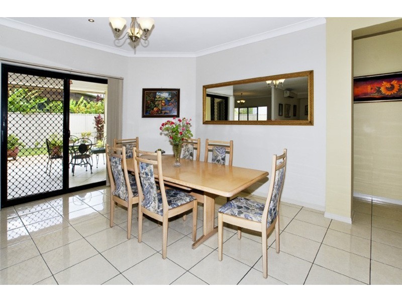 12 SKANDIA COURT, Newport QLD 4020