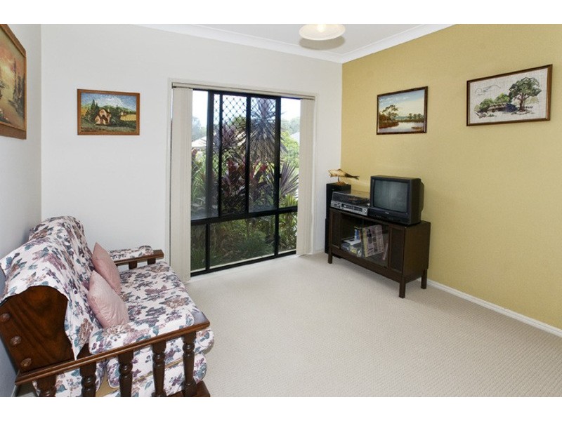 12 SKANDIA COURT, Newport QLD 4020