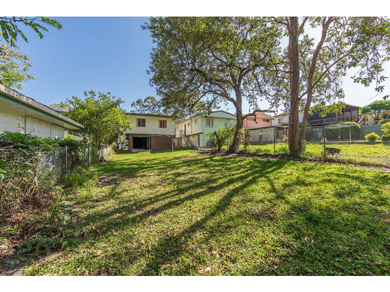 78 PIKETT STREET, Clontarf QLD 4019