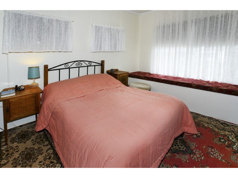 16 HIGLETT STREET, Scarborough QLD 4020