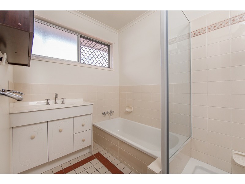 124 OLD BAY RD, Deception Bay QLD 4508