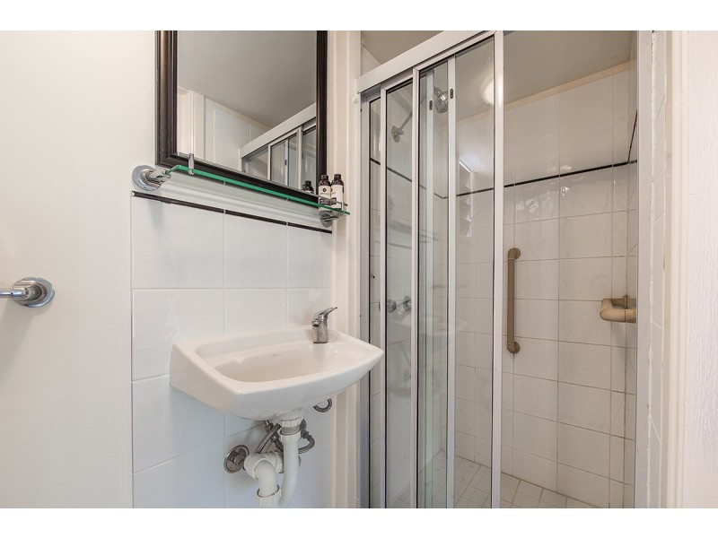 124 OLD BAY RD, Deception Bay QLD 4508
