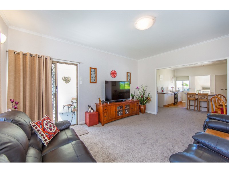 7 WATT STREET, Redcliffe QLD 4020