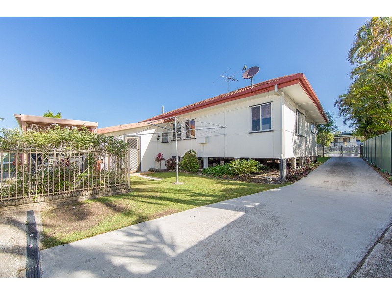 7 WATT STREET, Redcliffe QLD 4020