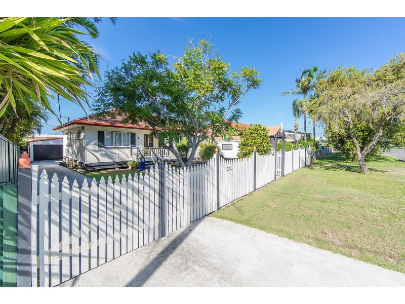 7 WATT STREET, Redcliffe QLD 4020