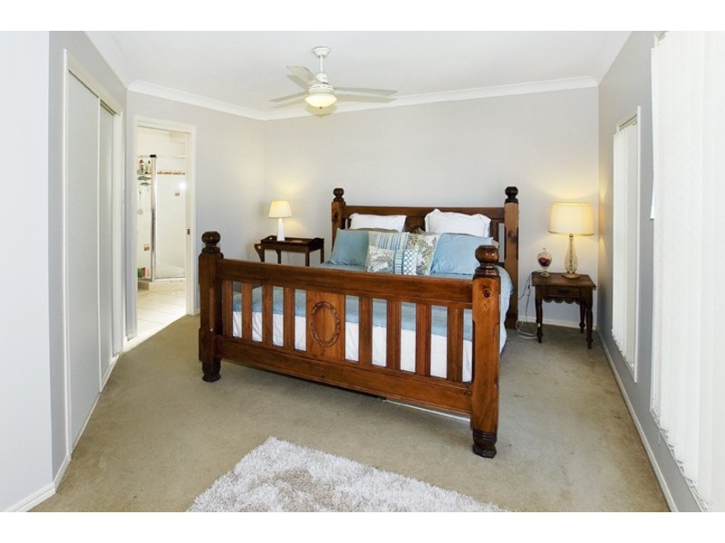 32 CADELL CRESCENT, Rothwell QLD 4022