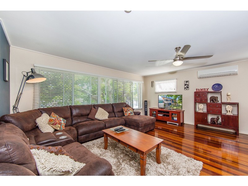 69 CORNELIUS ST, Clontarf QLD 4019