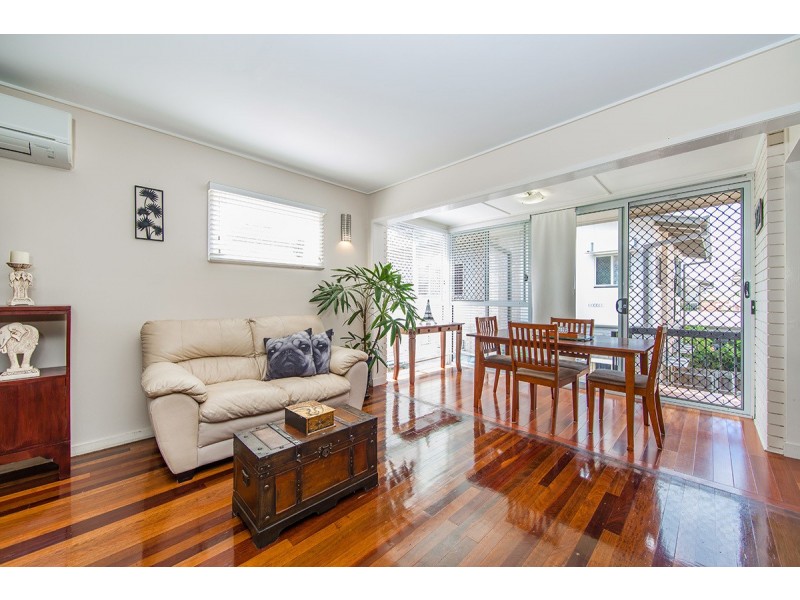 69 CORNELIUS ST, Clontarf QLD 4019