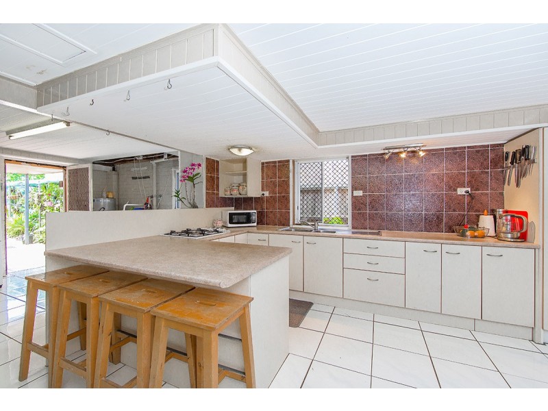 69 CORNELIUS ST, Clontarf QLD 4019