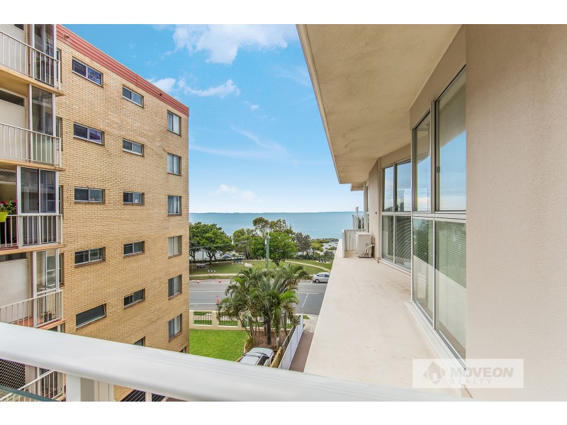 303/87 MARINE PDE, Redcliffe QLD 4020